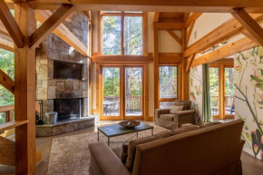 Modern Cedar Rock Townhome at Eagles Nest Banner Elk